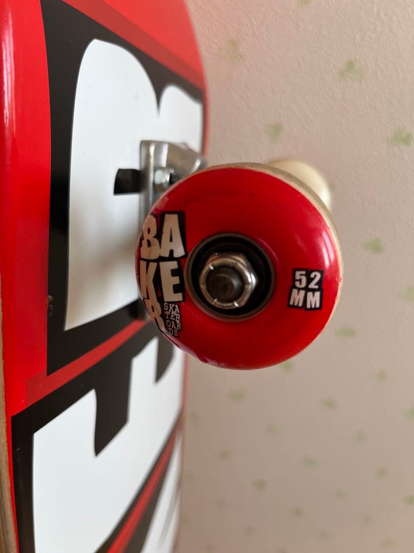 BAKER スケートボード 8.0インチ レッド ホワイト レンチおまけ付き