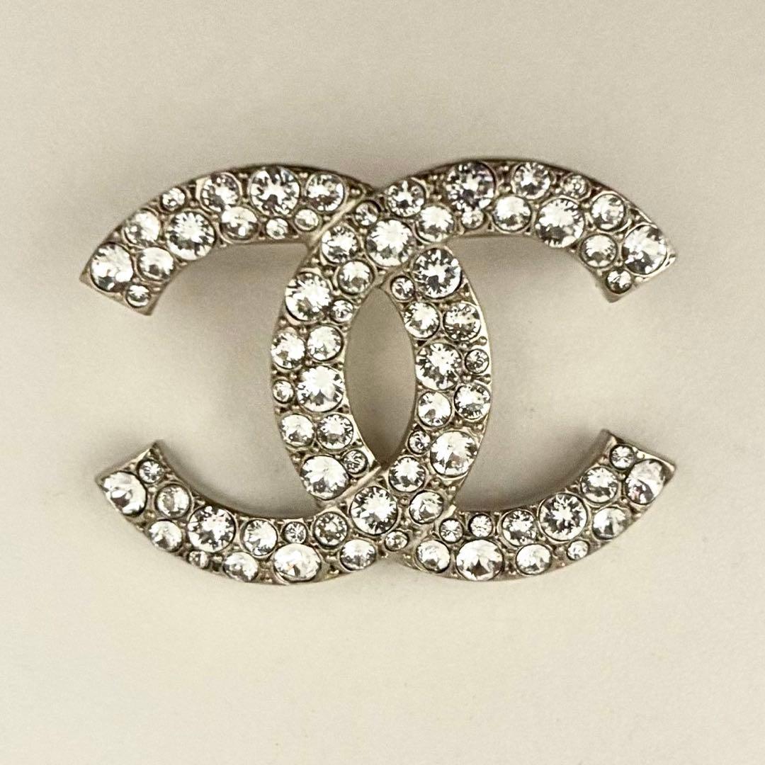 CHANEL ダブルCロゴ ブローチ シルバー
