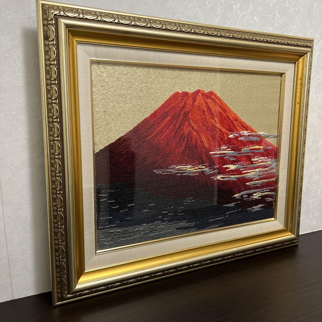 縁起物！ 赤富士 刺繍絵 額縁 F6サイズ ゴールド アンティー ク 送料