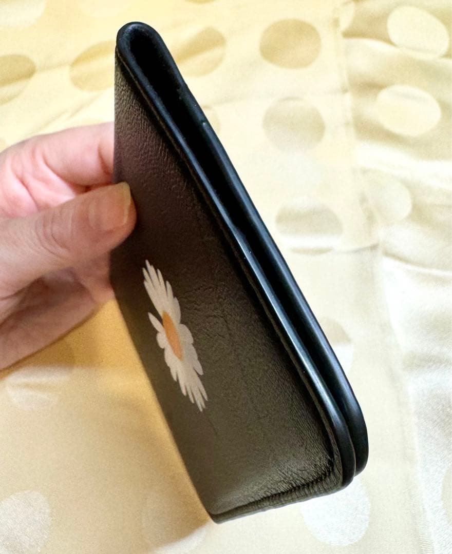 PEACEMINUSONEパスポートケース ピースマイナスワン G-DRAGON - メルカリ