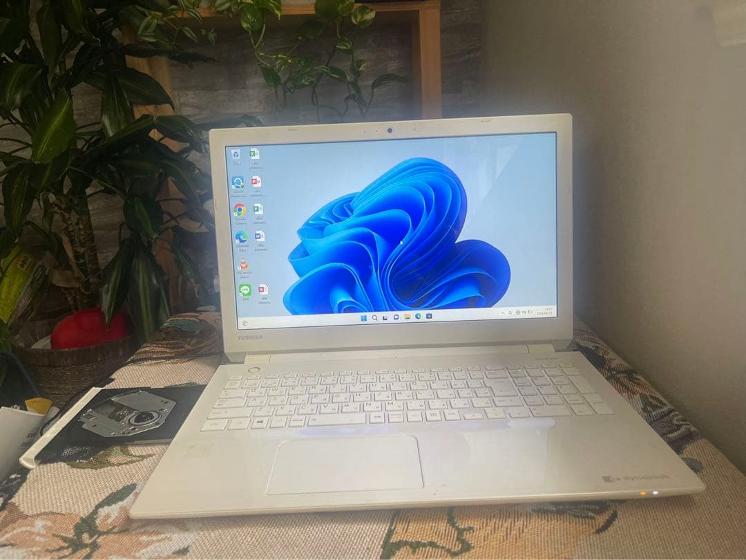 東芝 dynabook ノートパソコンT55/AWS Windows11 ノートパソコン 東芝