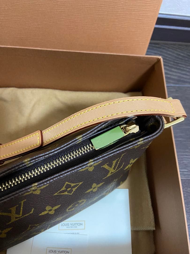 未使用Louis Vuitton トロターモノグラム ショルダーバッグ