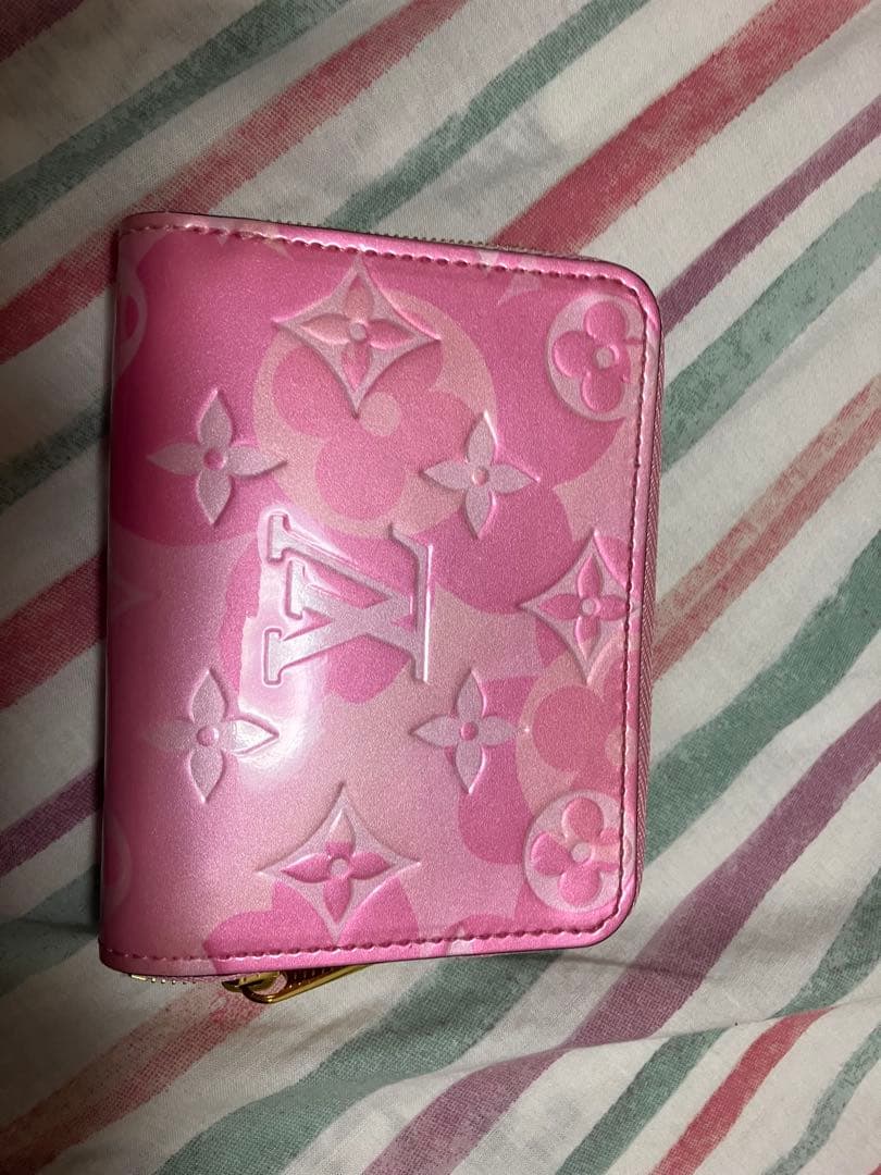 Louis Vuitton ピンク ケース