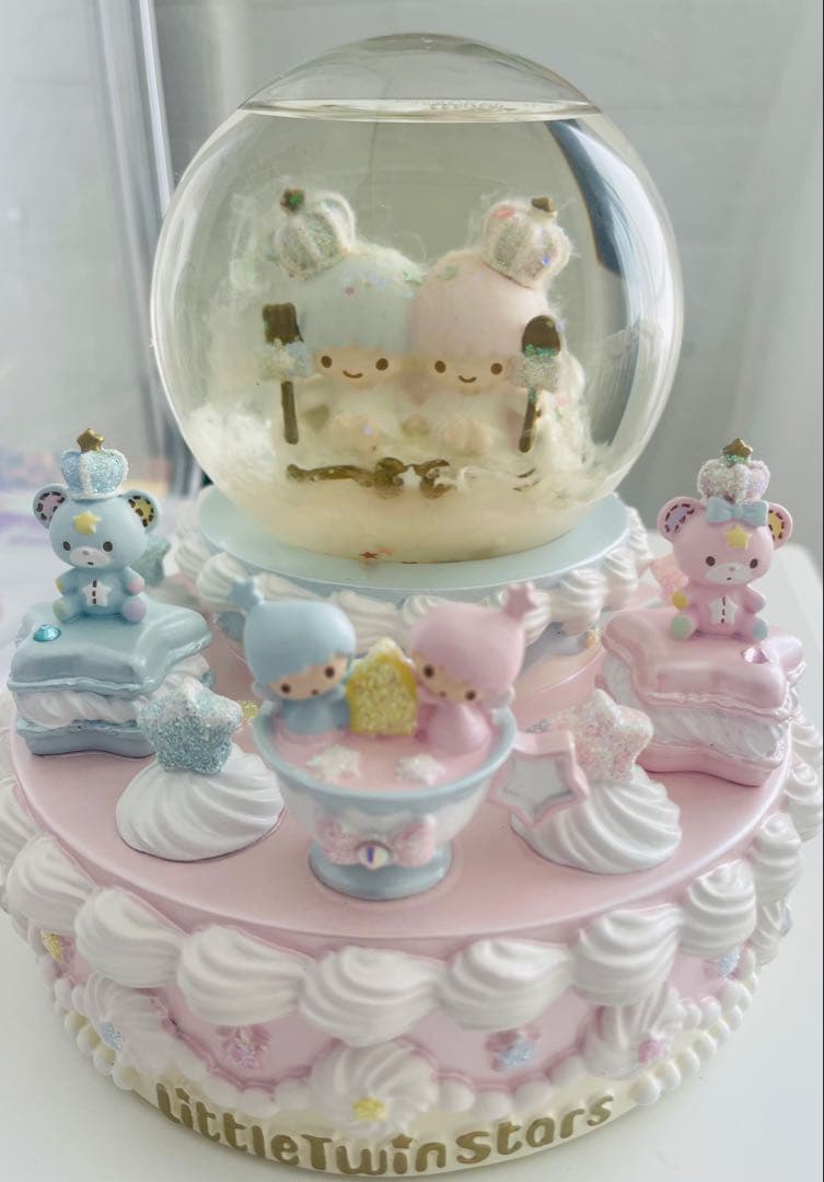 キキララ 光るスノーグローブ 45th リトルツインスターズ