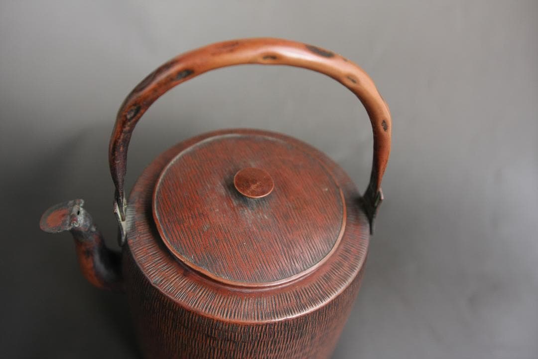 希少 槌目加工、打ち出し紋様入り銅製ヤカン 茶道 薬缶 やかん 美術品
