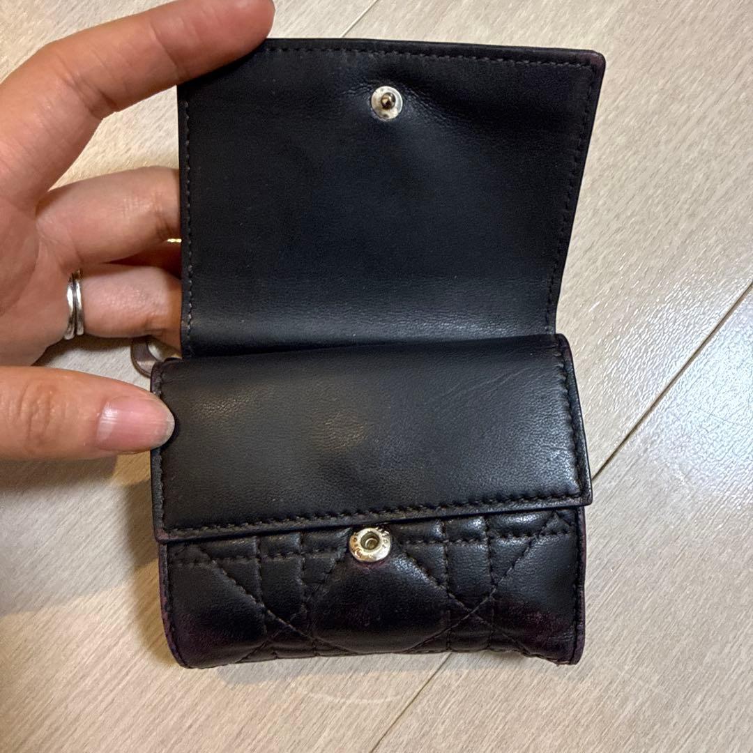 Lady Dior Lotus ウォレット　カナージュラムスキン