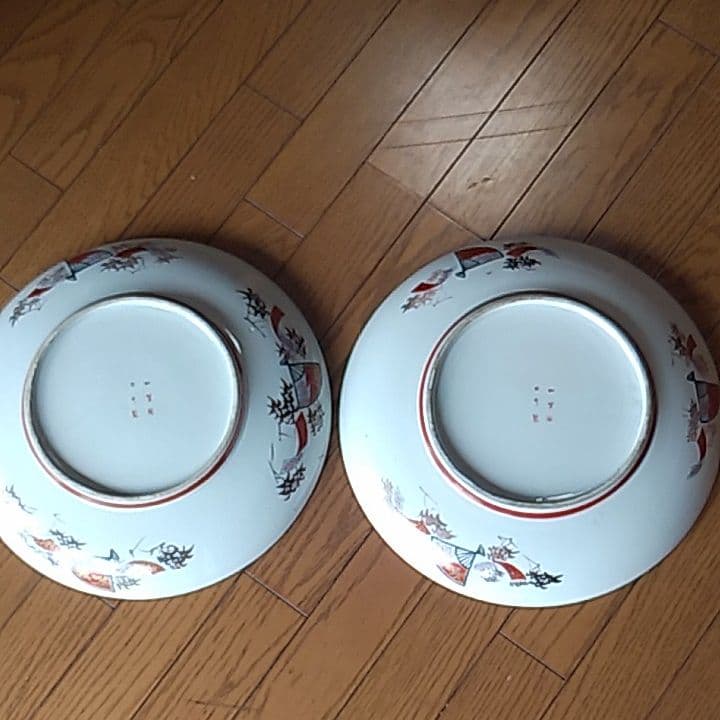 九谷焼大皿（26センチ)二枚組