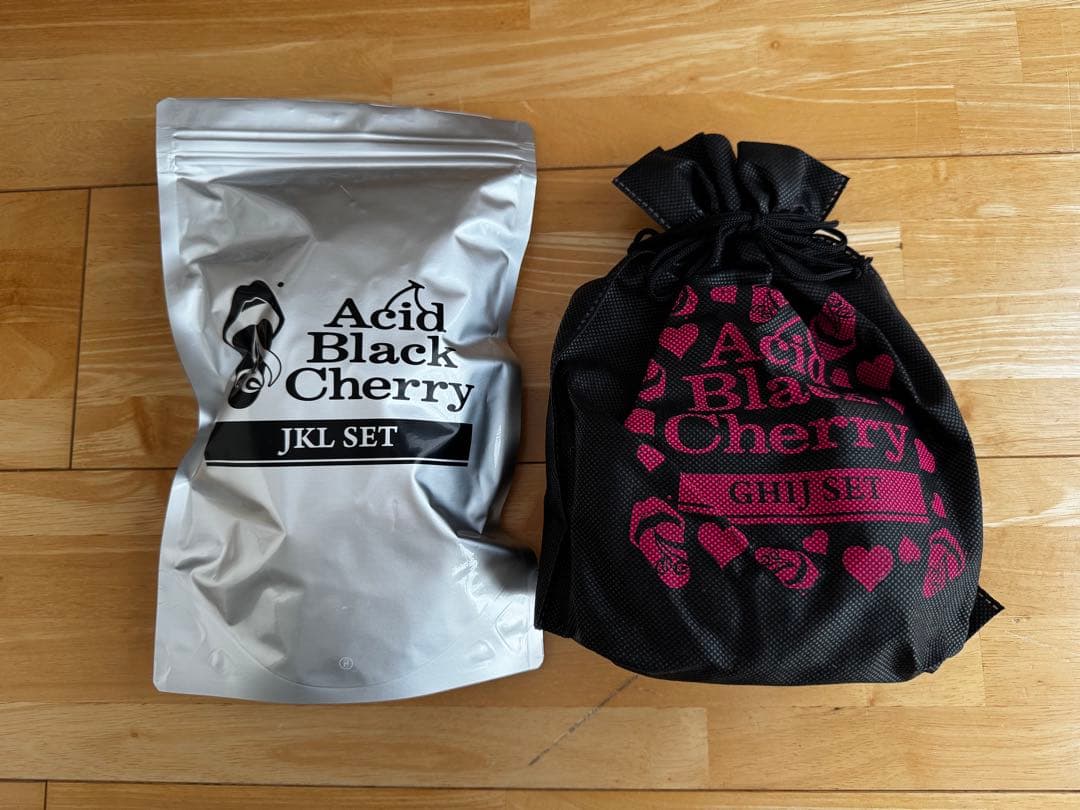 ①Acid Black Cherry ツアーグッズセット