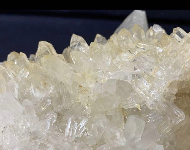 ヒマラヤンクォーツ　1.4kg 鉱物標本