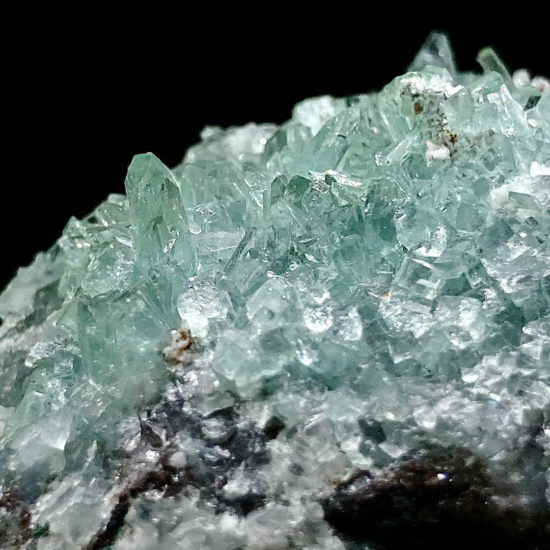 グリーンアポフィライト アポフィライト 魚眼石 原石 鉱物標本 天然石