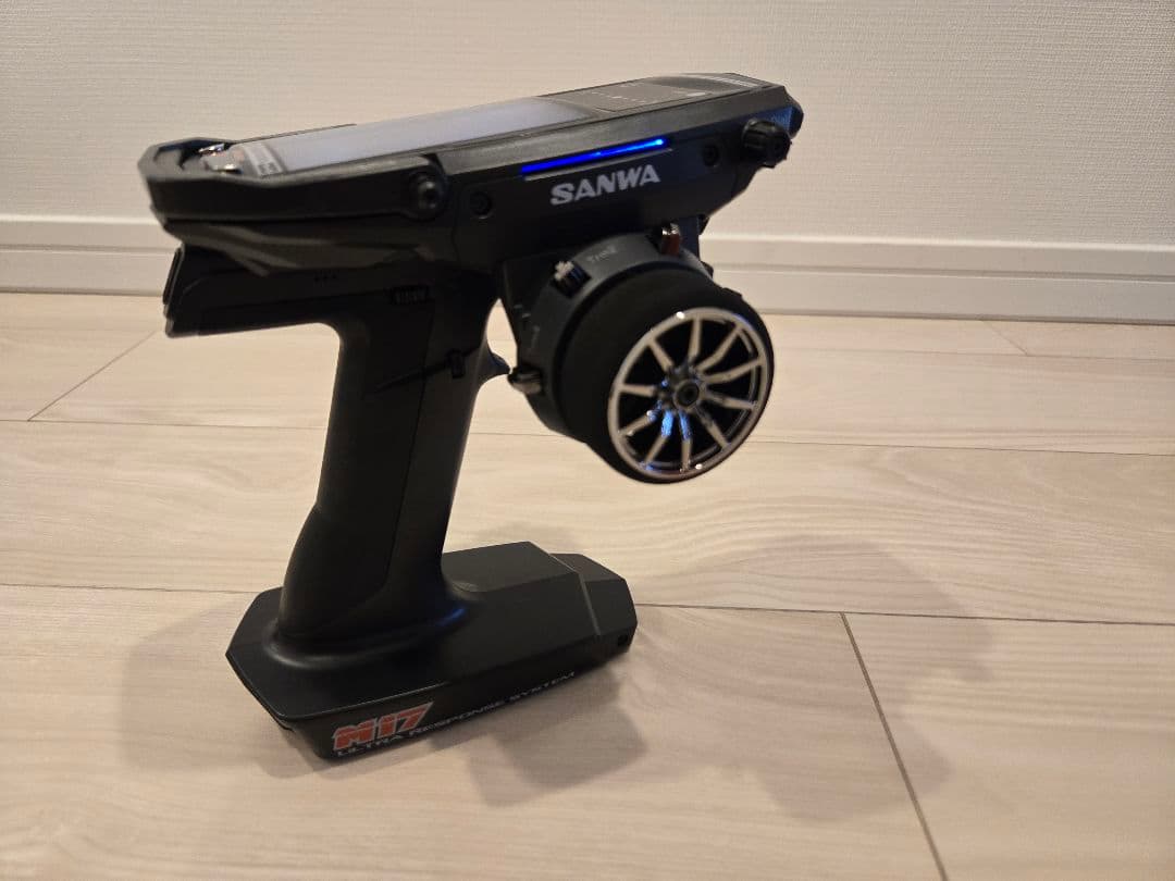 のらさん専用　(美品)SANWA MI7 送信機のみ