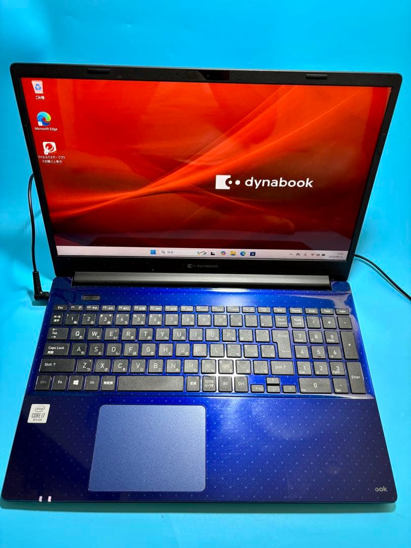 dynabook P1-C8MP-BL i7 10710U SSD 4TB