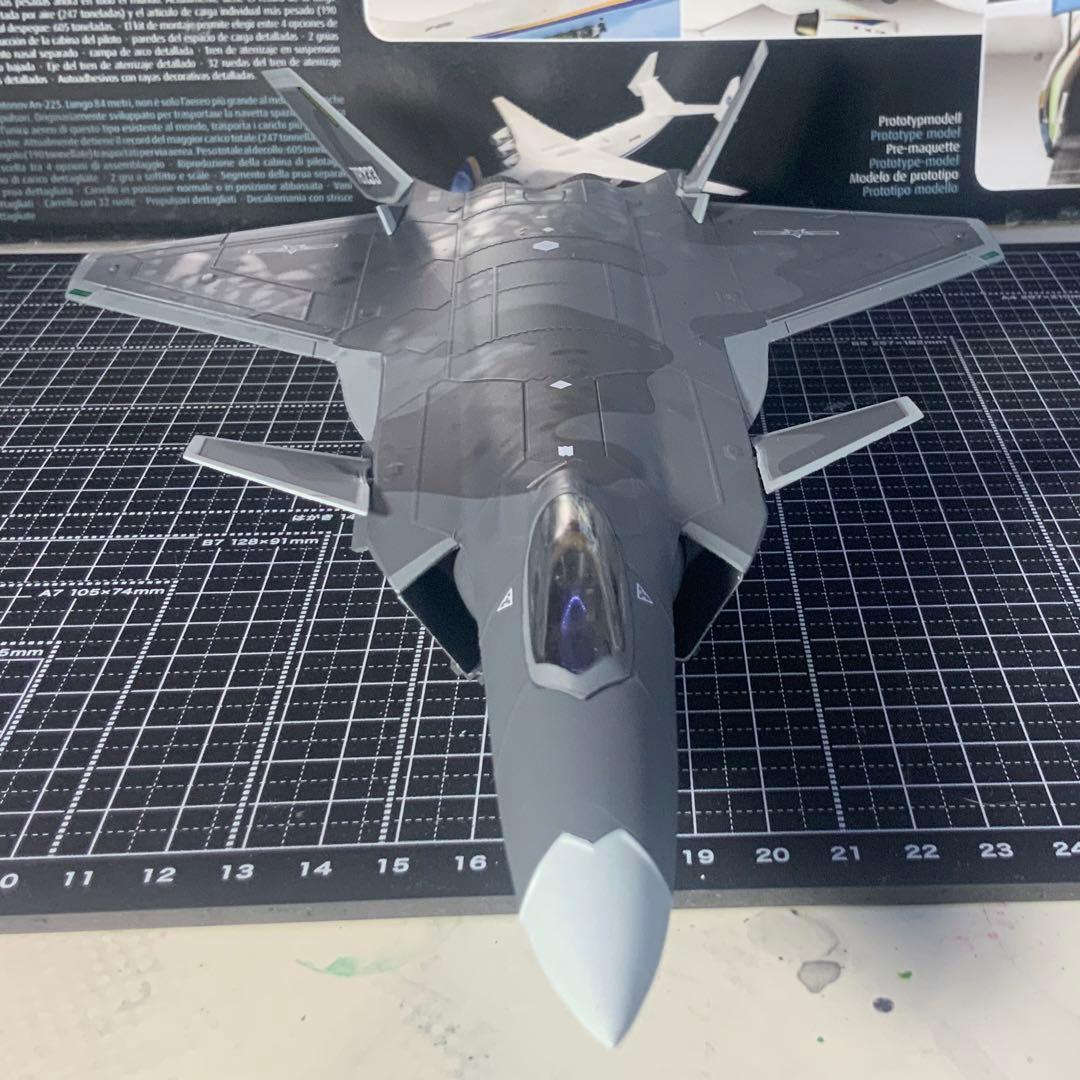 1／72スケール中国軍J20ステルス戦闘機