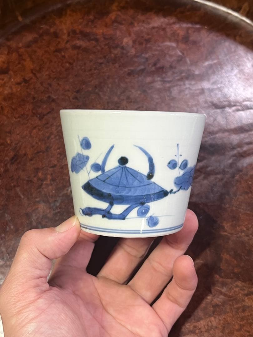 古伊万里　染付　珍品　梅花　兜文　兜梅枝文　蕎麦猪口　江戸後期　岩波 古伊万里 染付 珍品 梅花 兜文 兜梅枝文 蕎麦猪口 江戸後期 岩波