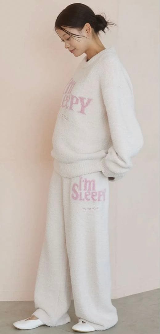 新品タグ付き　ジェラートピケ　パウダースリーピーロゴ　プルオーバー＆ロングパンツ