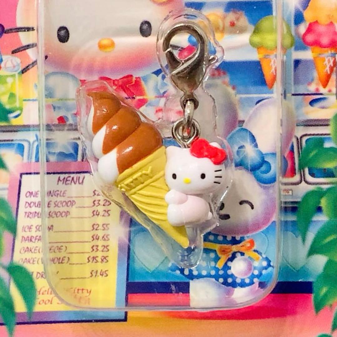 レア】ご当地キティ クールスイーツ ファスナーマスコット ツイン