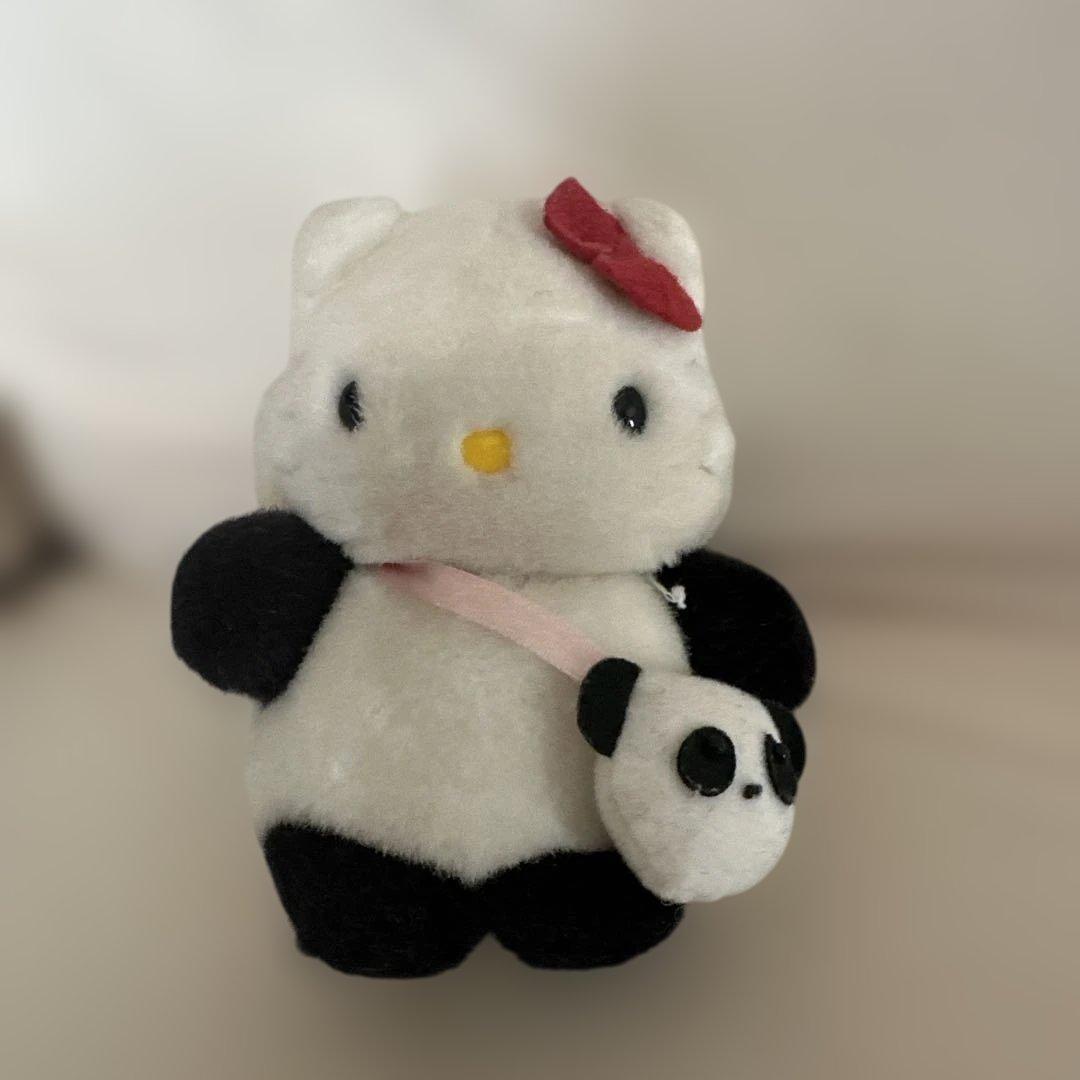ハローキティ　パンダ　ポシェット　ぬいぐるみ