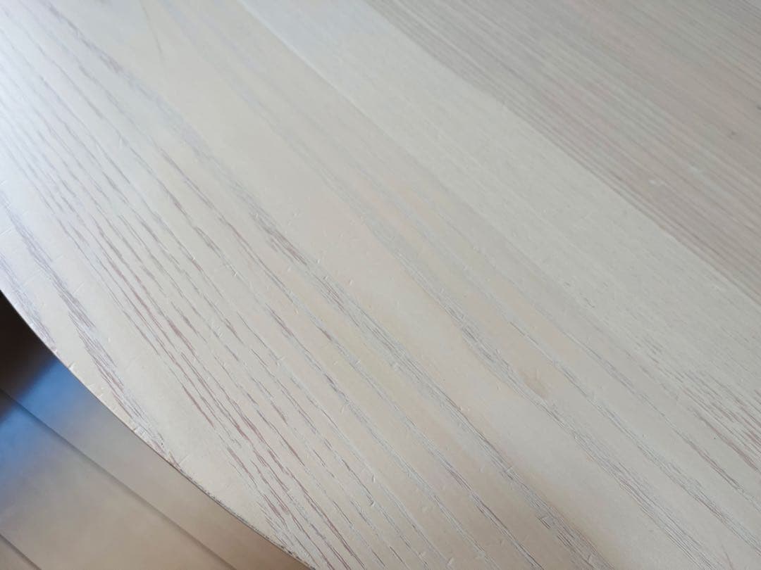 IKEA リーサボー　丸テーブル