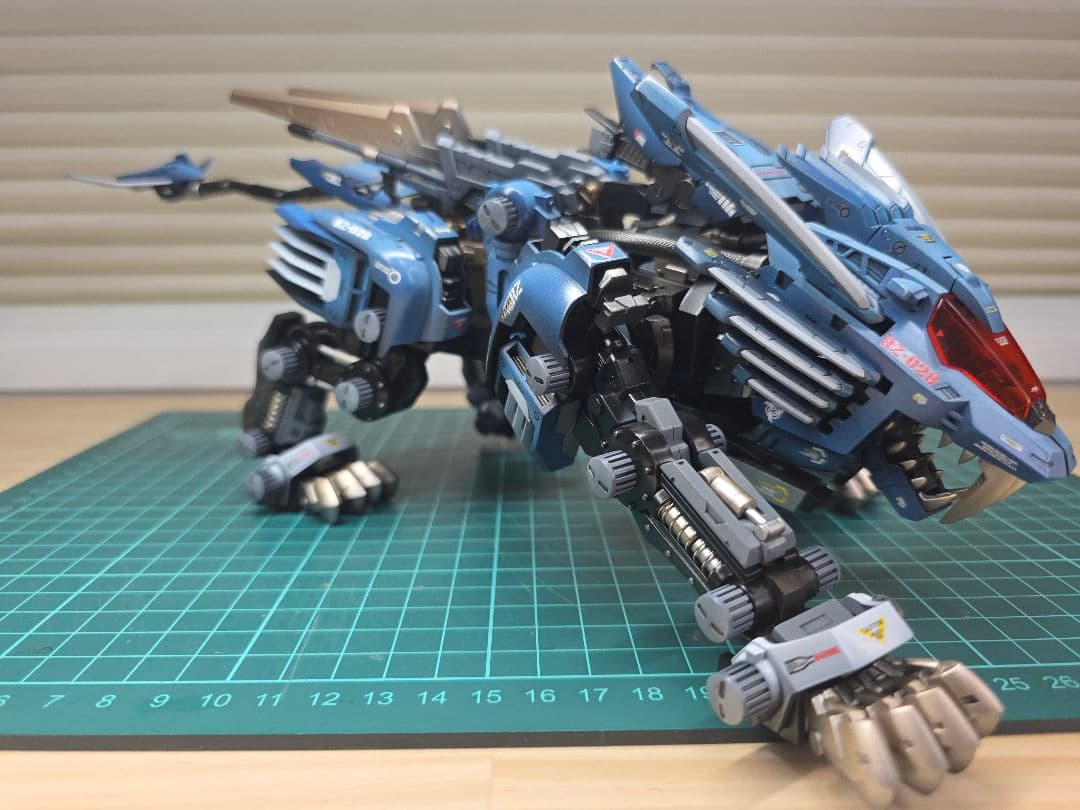 HMMゾイドブレードライガー全塗装(完成品)