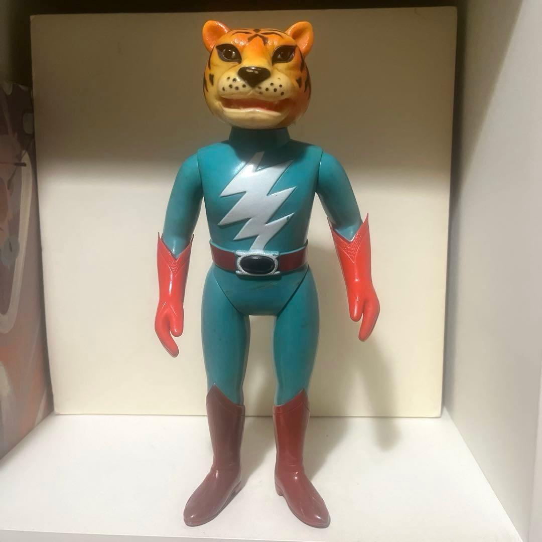 ブルマァク製 鉄人タイガーセブン ファイトグローブ付 ソフビ