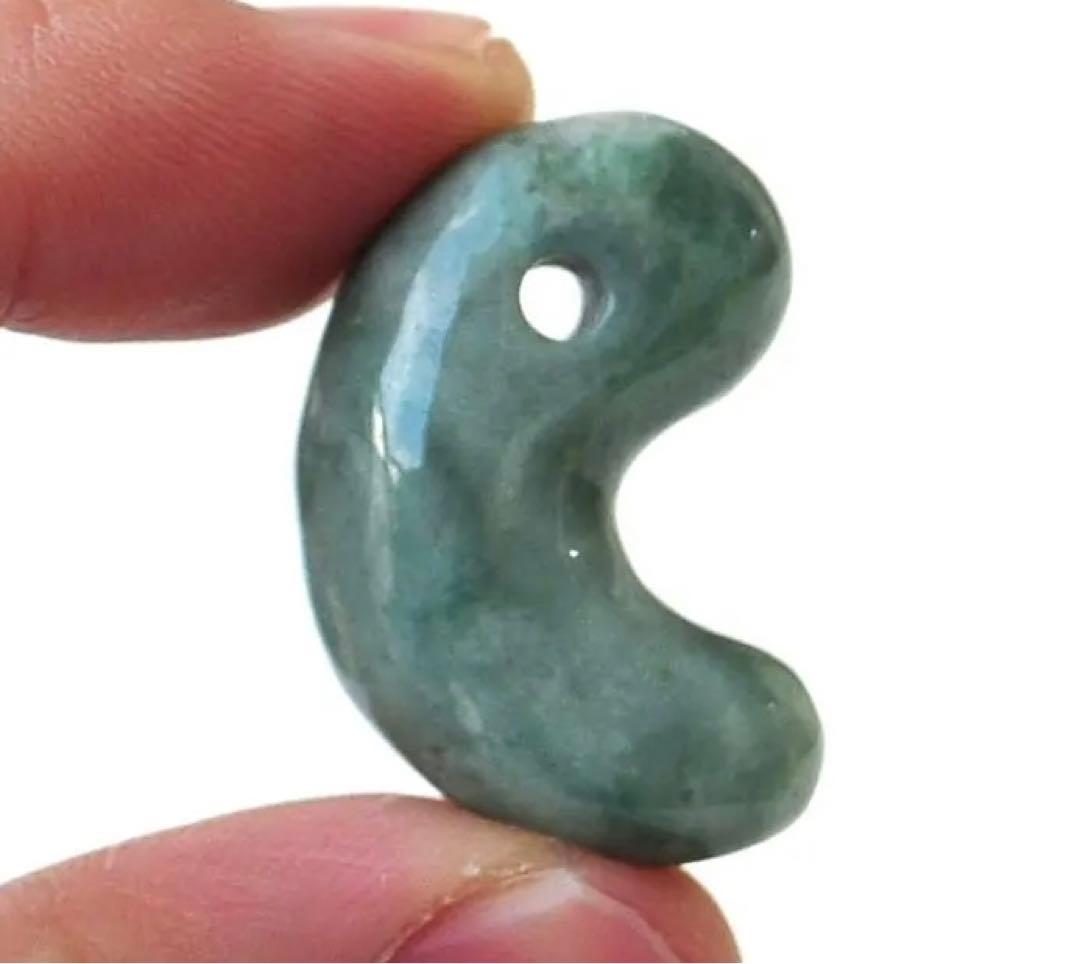 ☆超激レア!!☆完全別格品!!☆糸魚川翡翠☆超極上マーブル模様!!☆勾玉SSA