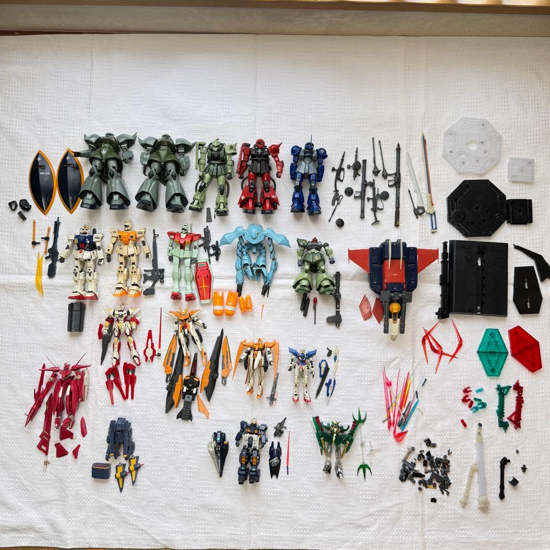 まとめ売り】ガンプラHG,MG詰合せ 18体 バラ売り不可