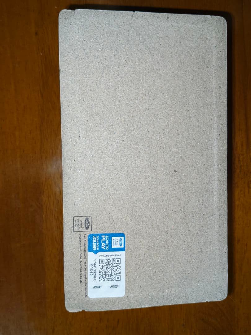 1/64 フォード GT40 ミニカー