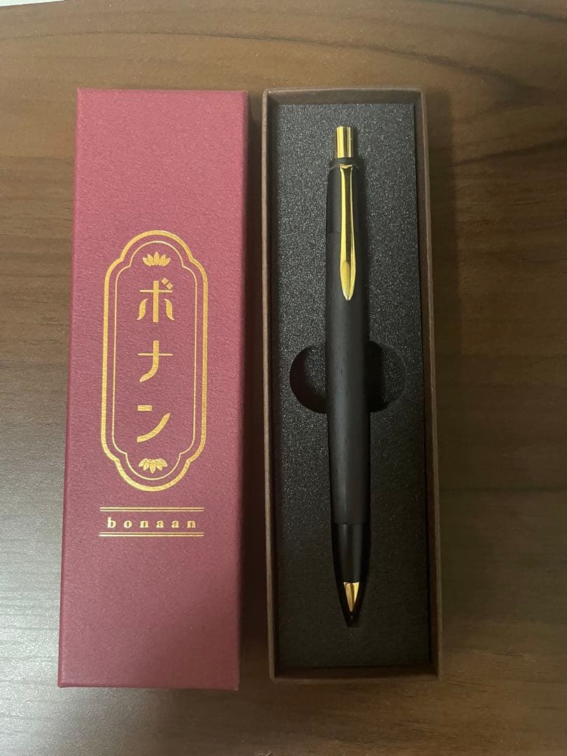 銘木ブビンガペンスタンド SEIKO デジタル電波時計 値下げ 銘木