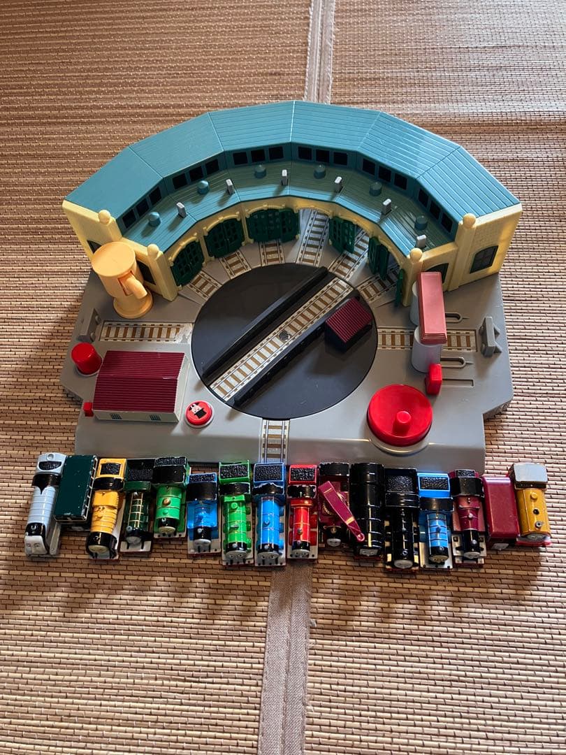 激レア トミカトーマス DXおしゃべり操車場 αシステム トミカトーマス