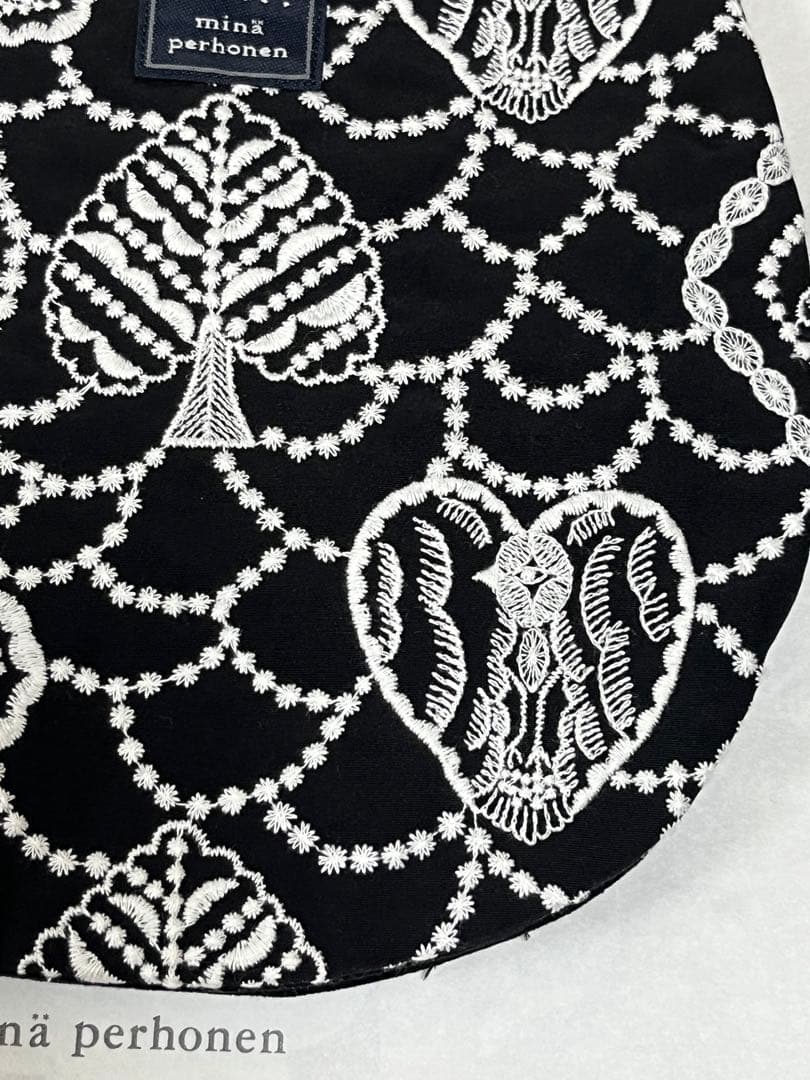 ミナペルホネン forest card うずらバッグ uzura bag 黒×白