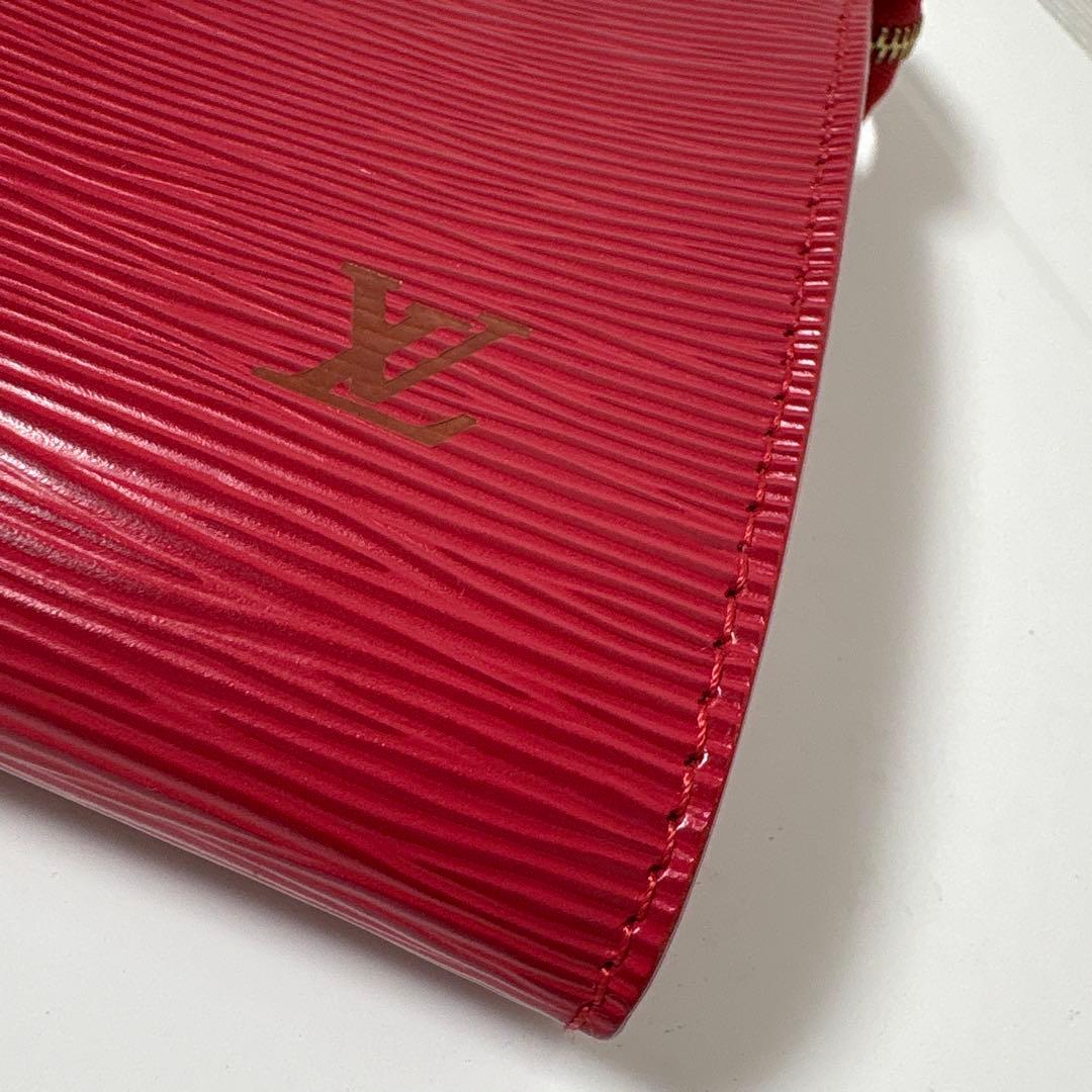ルイヴィトン　エピ　アクセソワール　アクセサリーポーチ　レッド　赤