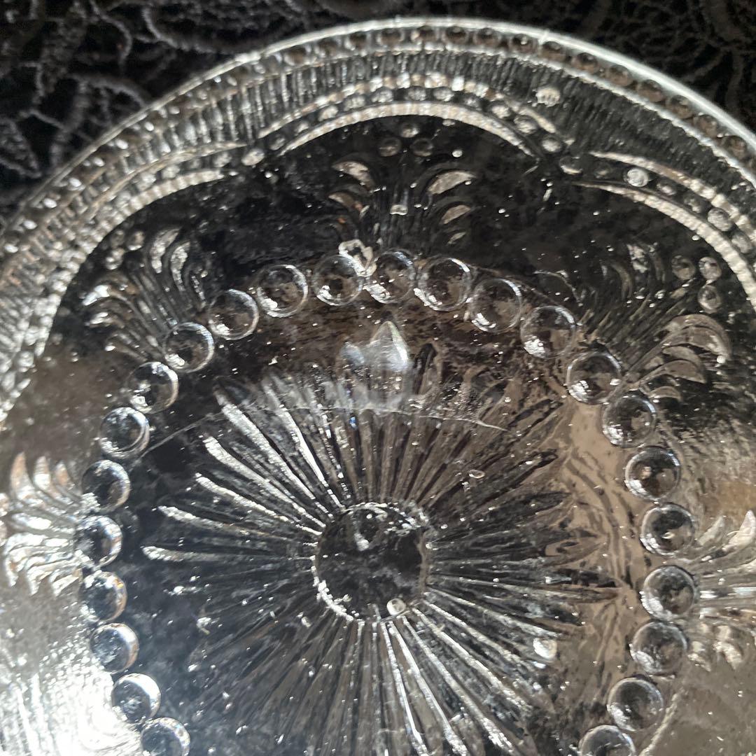 アンティークのプレスガラス製 明治〜昭和ガラスの小皿5枚セット