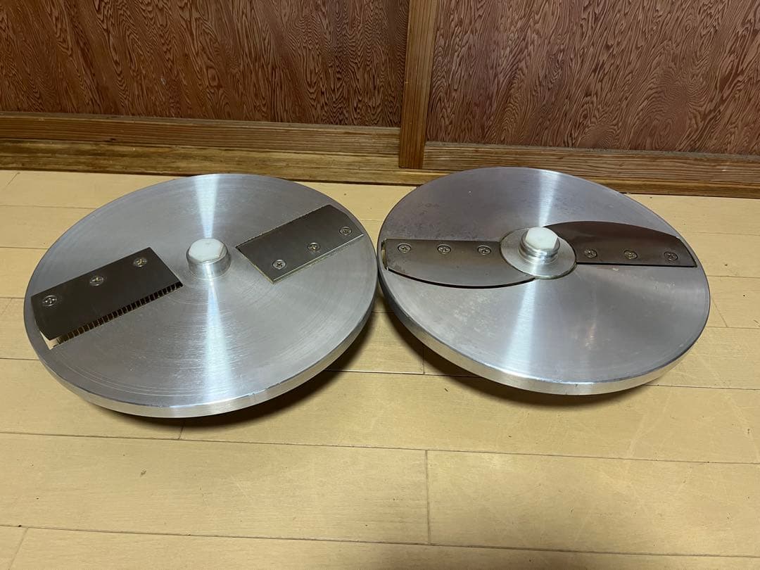 大道 オオミチ 業務用野菜スライサーOMV-300D 100v 4種刃付き動作品