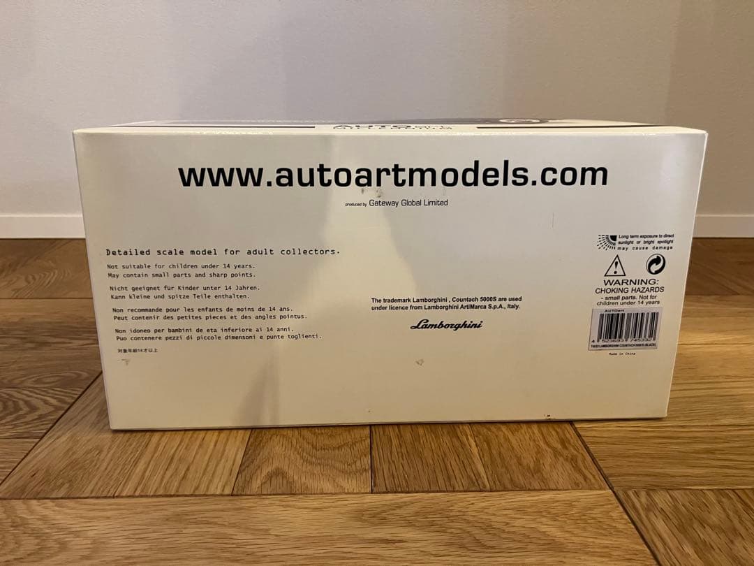 未開封 1/18 AUTOart ランボルギーニカウンタック5000S ブラック