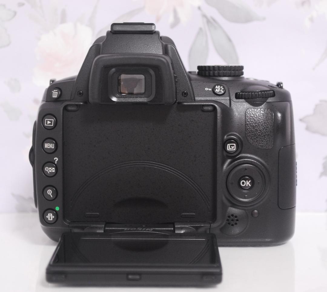 初心者さん向け一眼レフの大傑作！スマホ転送OK♪Nikon D5000♡ Nikon