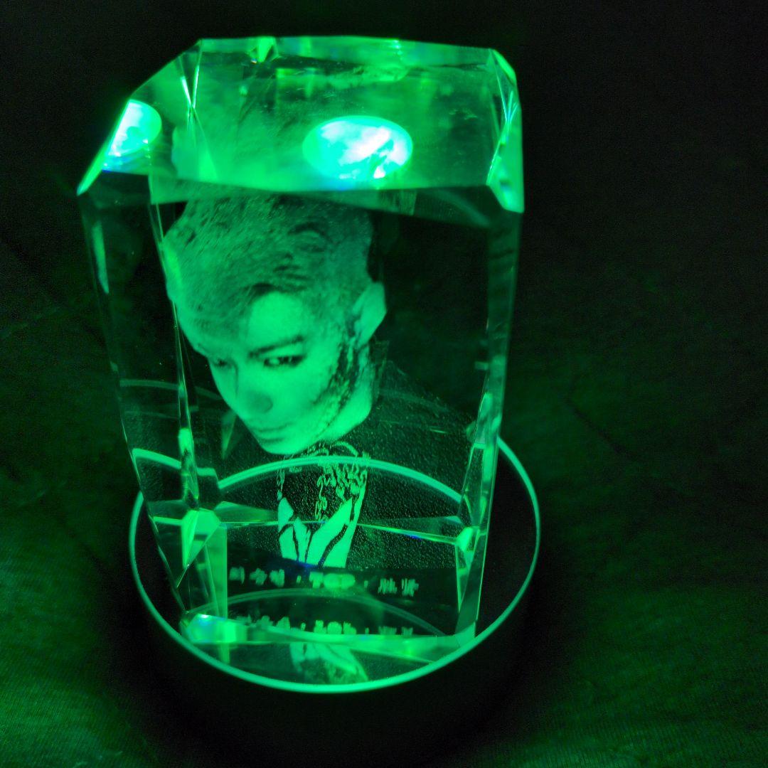 激レア BIGBANGLEDクリスタル置物 G-DRAGON T.O.P セット The Most