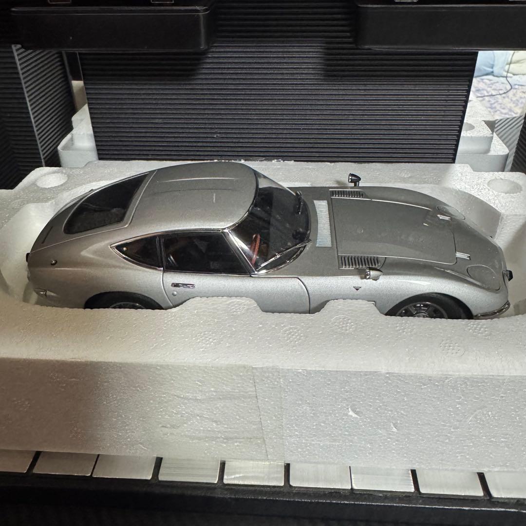 絶版未展示品 オートアート 1/18 トヨタ 2000 GT クーペ シルバー