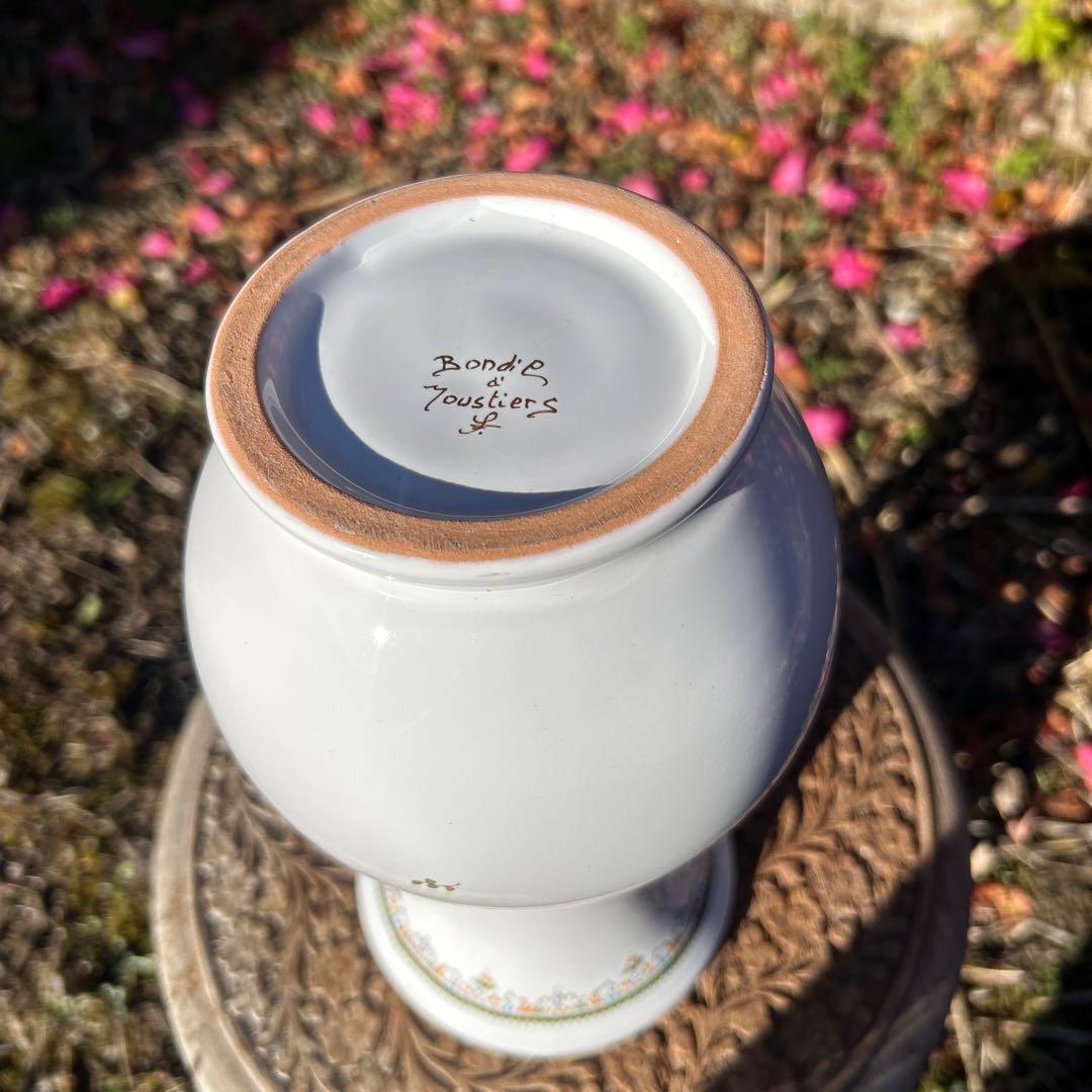 フランス製 ムスティエ（Moustiers）手描き 花模様 蝶々 陶器 花瓶