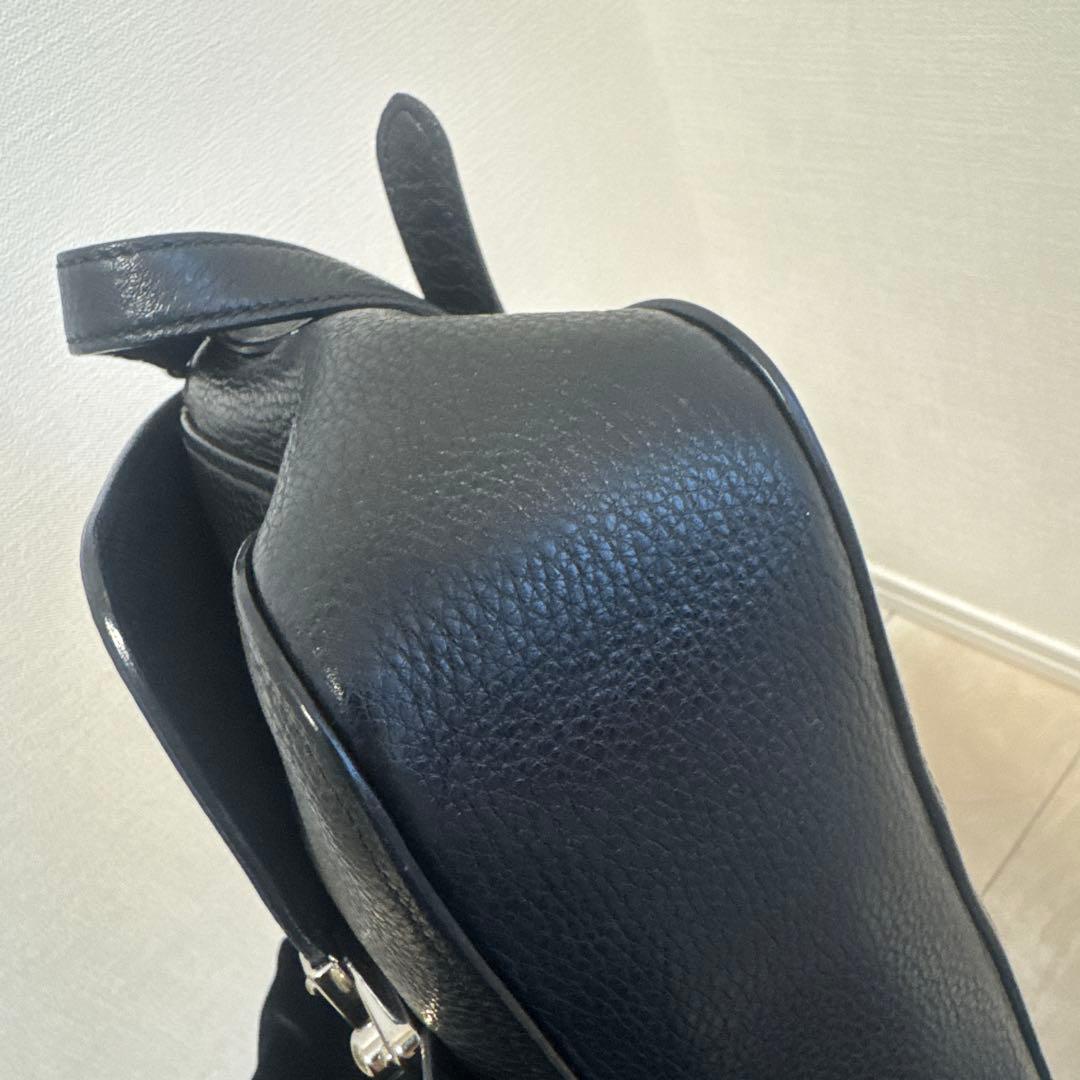 miu miu ブラックショルダーバッグ