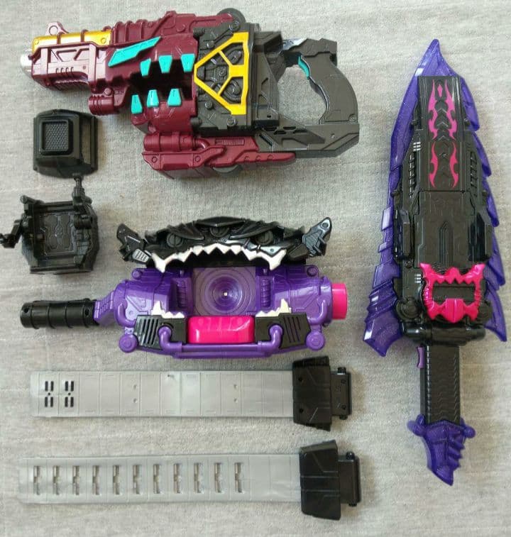 仮面ライダーガヴ DXビターガヴガヴブレイド、変身ベルト、ベイク