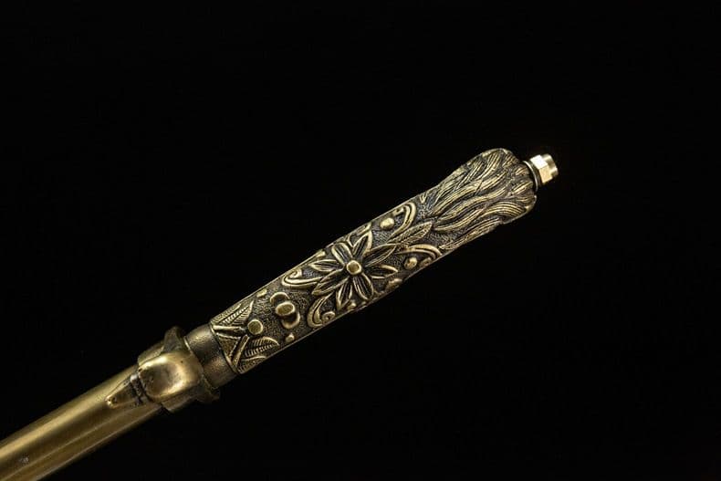 金色装飾の鋼の刀 武具　刀装具　日本刀　模造刀 居合刀 武士道 98式軍刀