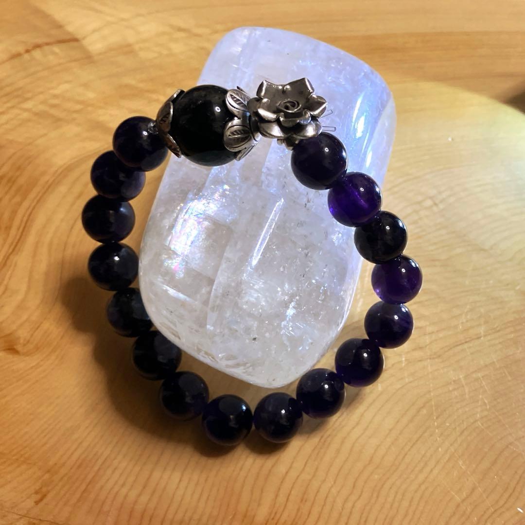 アメジストとモリオンカレンシルバーの薔薇、タイチンルチル