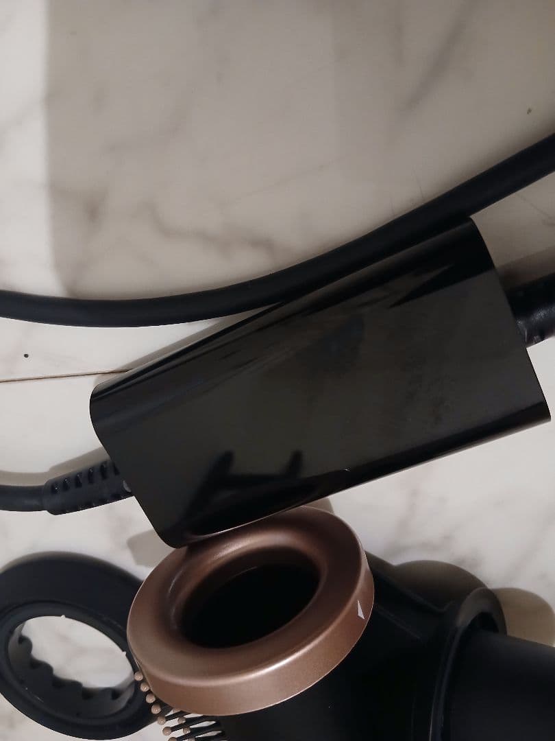 サ*ー様 Dyson Supersonic Nural Shine 付属品完備