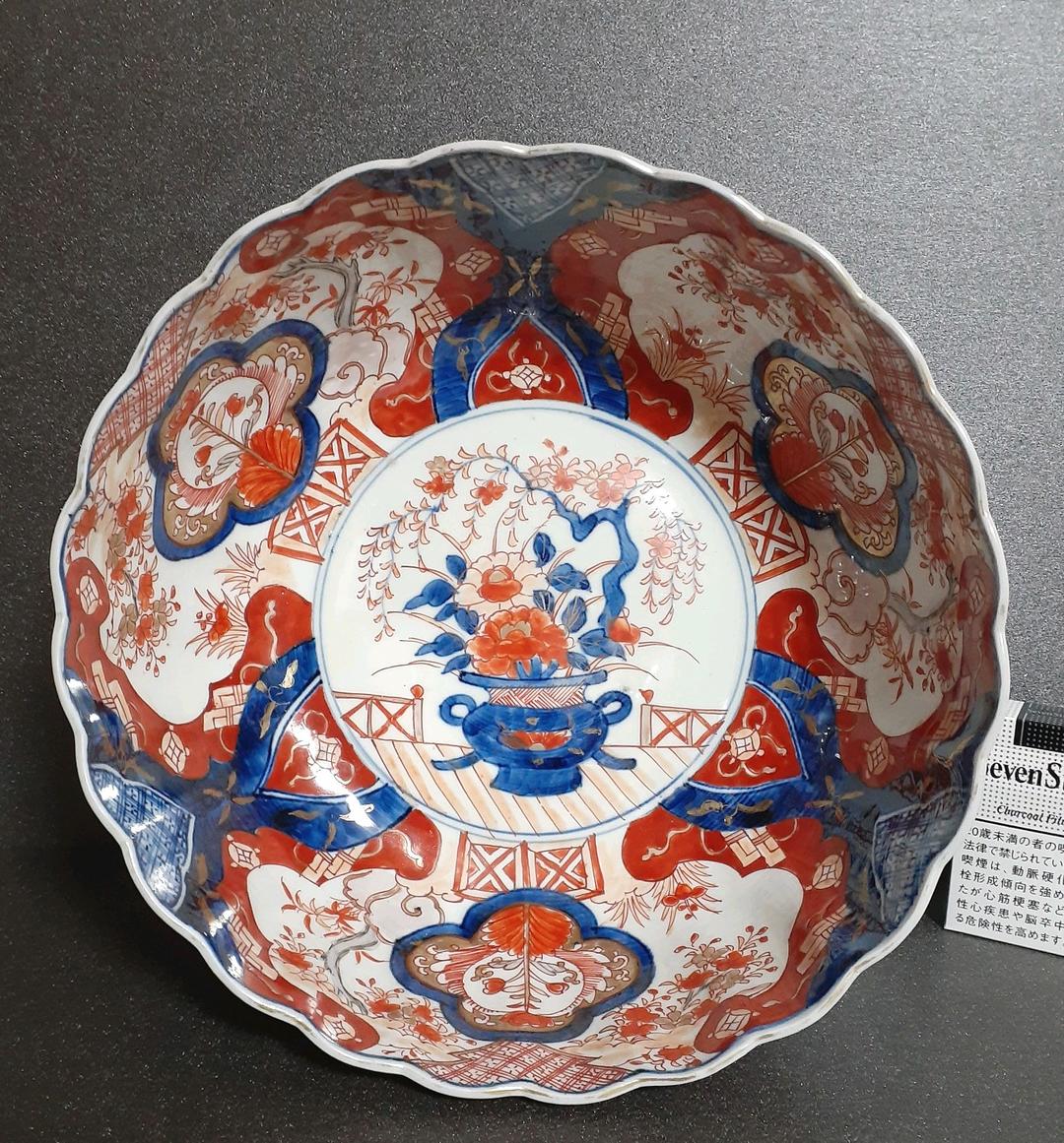 明治前期色絵花籠龍と鳳凰唐花蝶輪花大鉢