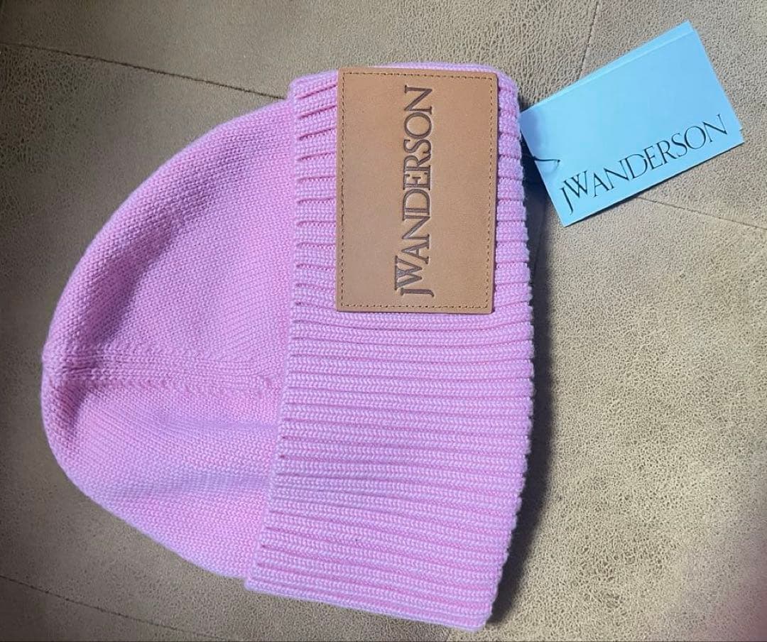 新品未使用JW ANDERSON ピンク ニット帽 - メルカリ
