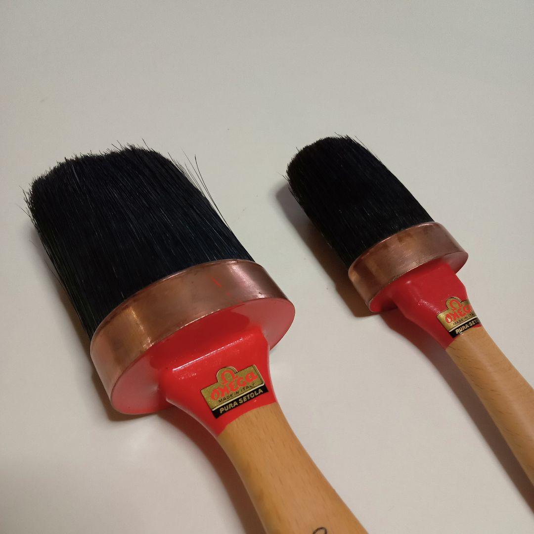 イタリア　オメガ社　ブラシ　大、小 2本セット。