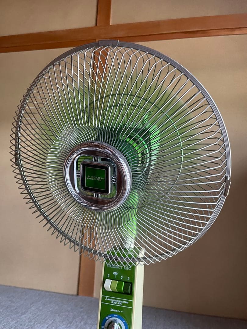 扇風機　レトロ　美品　1982年製　三菱電機　MITSUBISHI R30-EX