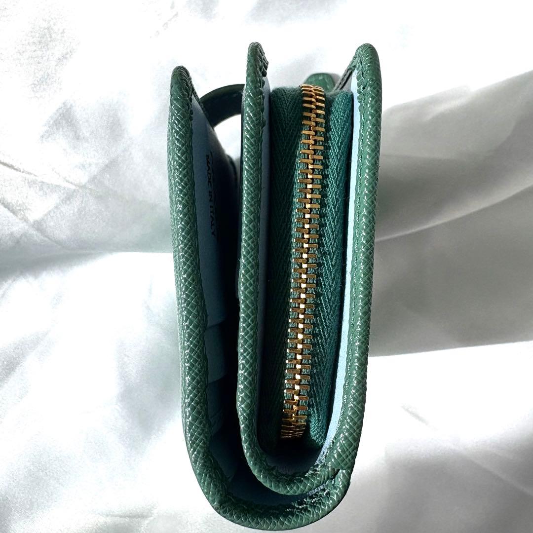 極美品/現行✨ プラダ 折り財布 三角ロゴ バイカラー サフィアーノレザー