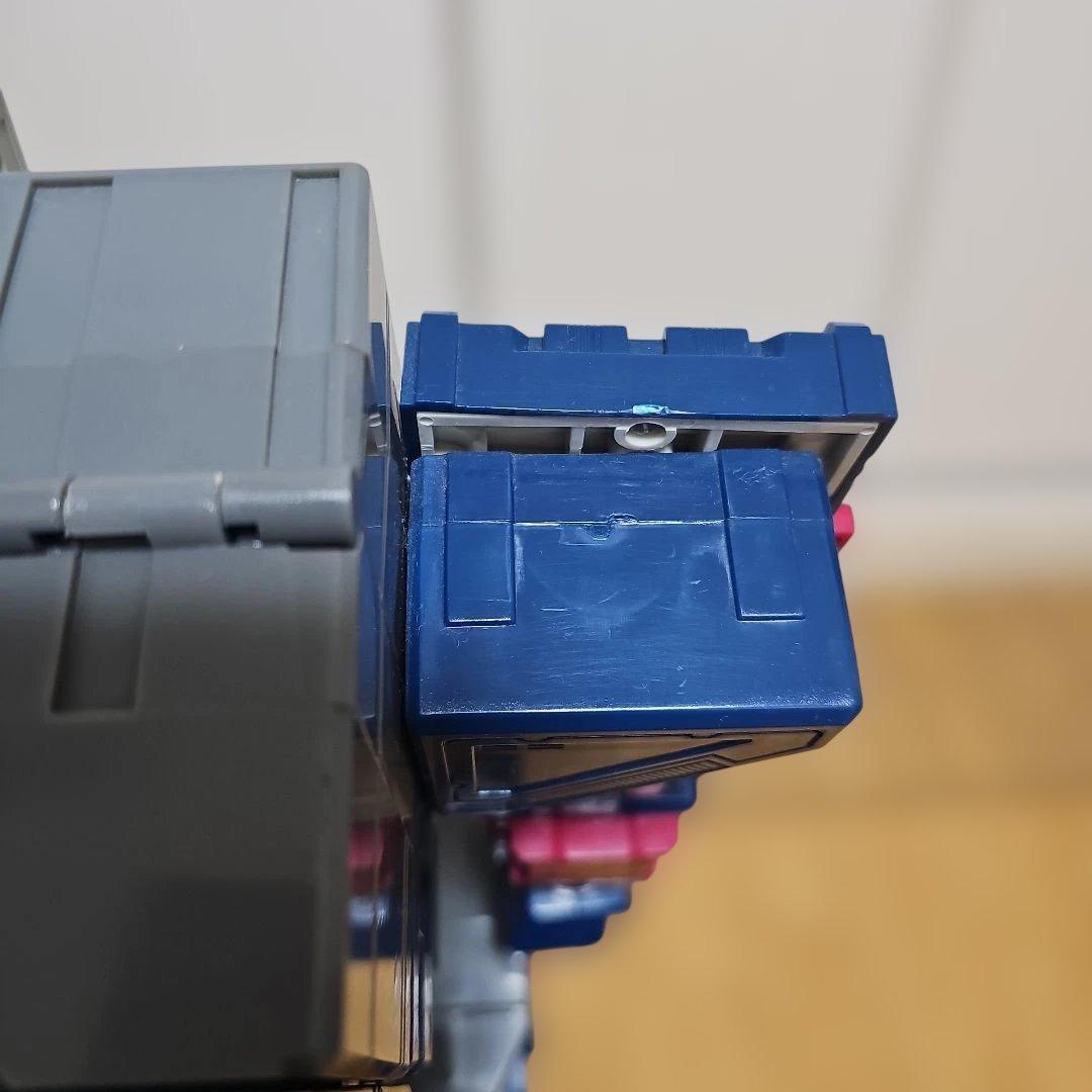 トランスフォーマー　フォートレスマキシマス