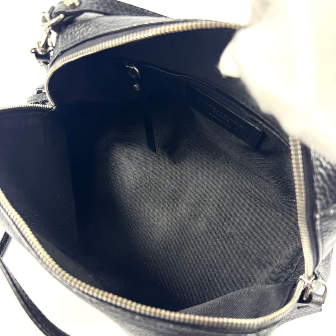 ✨極美品✨ジャンニキャリーニ アリファM 2way シボ革 斜め掛け 大容量 黒